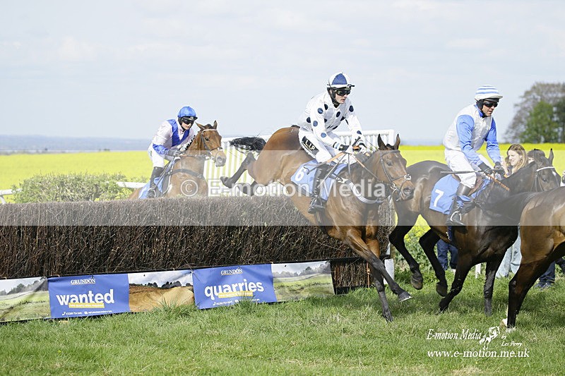 PtP 180422 172 - Old Berkshire PtP Lockinge 18/04/22