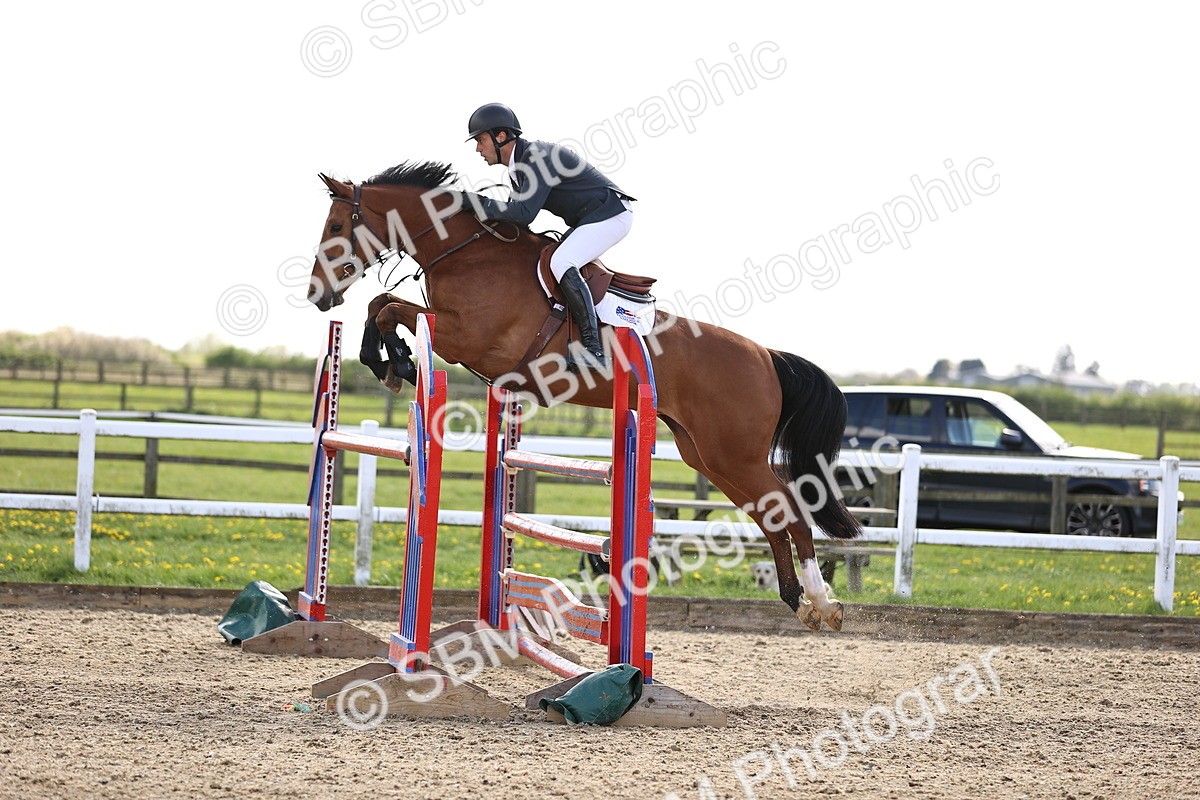 SBM_004834 - Class 19 - Senior Foxhunter - 1.20m