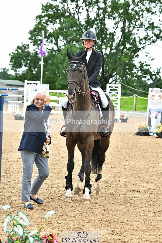 230723A-101057-10784 - Cls 4, 2 Star Small 1.30m