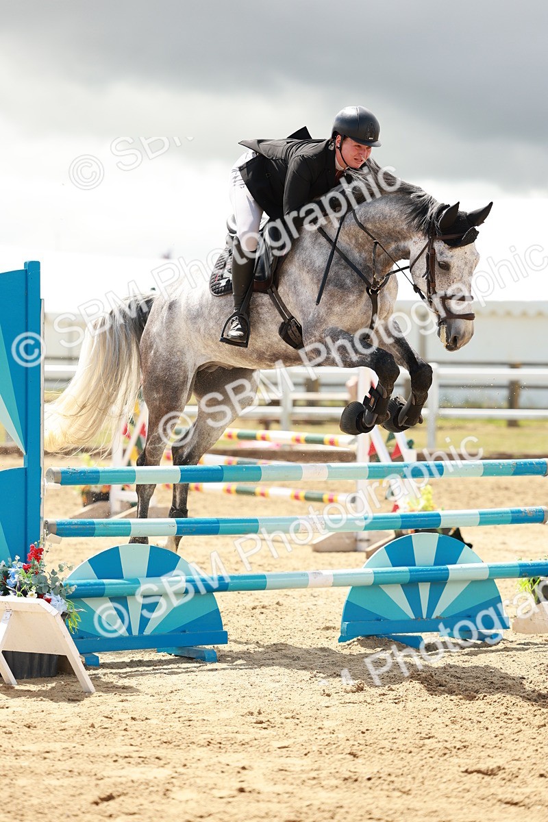 SBM_007229 - Class 2 - Senior Discovery - 1.00m Open