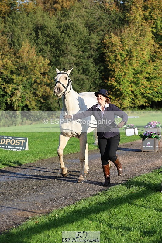 251026A-093339-22333 - D-344-Johanne.Heuff