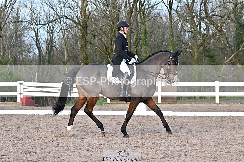 241214-145602-03011 - 160-Shelly.Smit-Sharp.Sharp