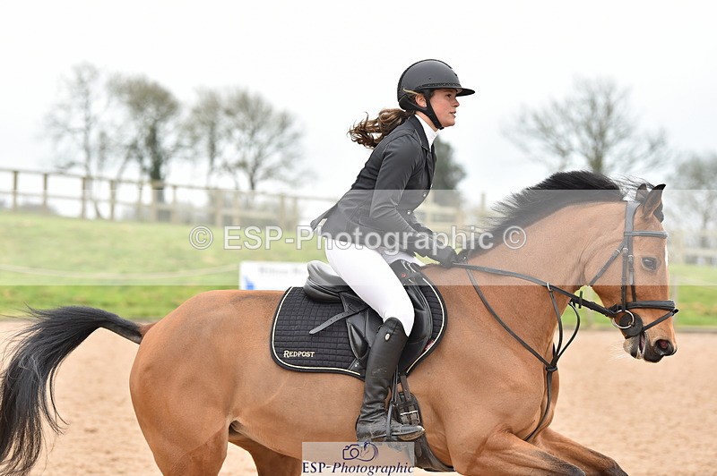 240331A-110512-00607 - 90cm First Round