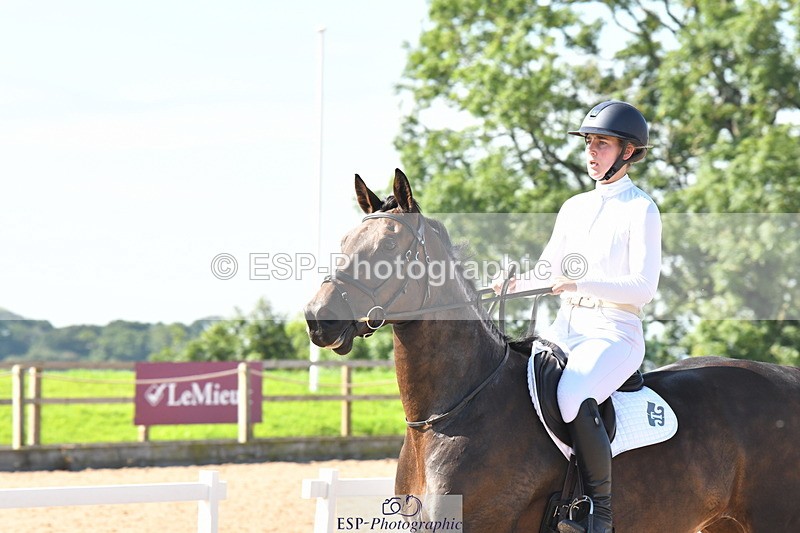 230903A-112551-03905 - Cls 13 1.05m Amateur Quali