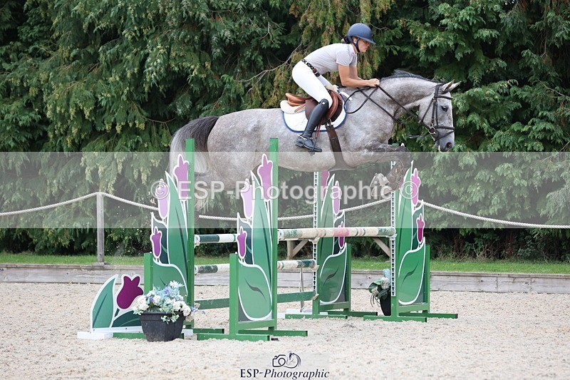 230908-173211-03352 - Cls 9 Snr Newcomers & 1.10m Open