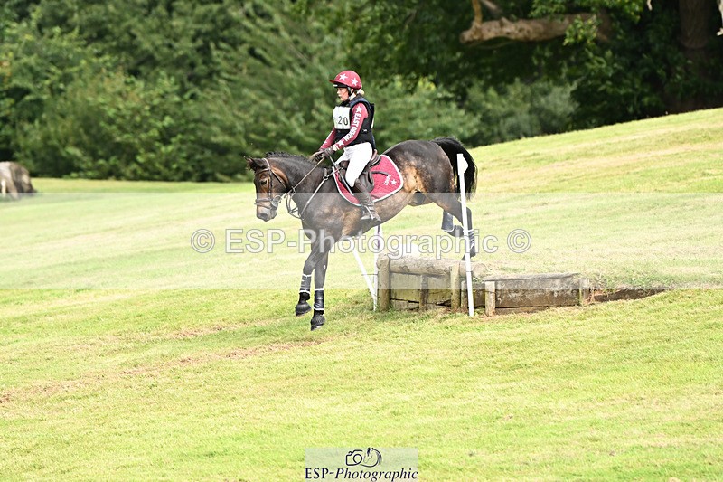 240825X-161210-36689 - 80cm XC 15.30 to 16.30