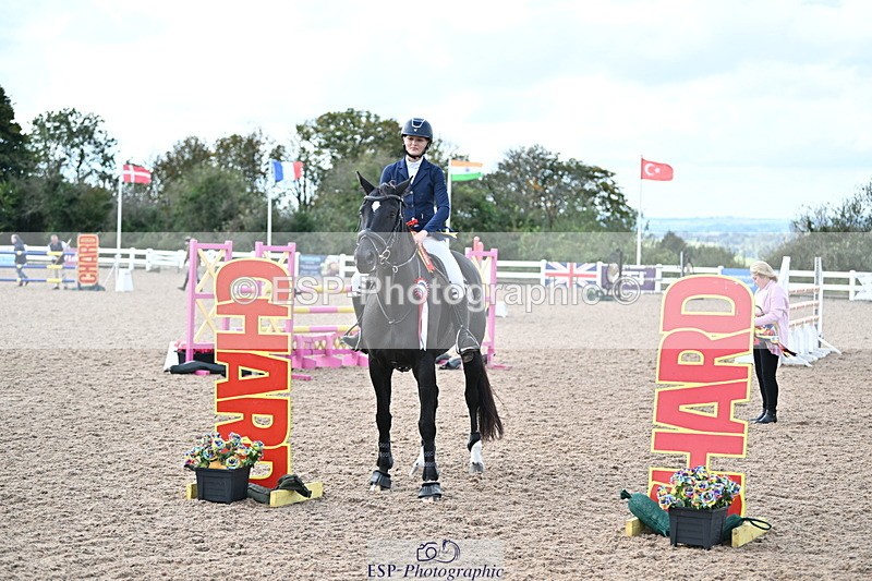 241005A-130425-03943 - SAT Cls 18 1.05m Amateur Jump Off and P