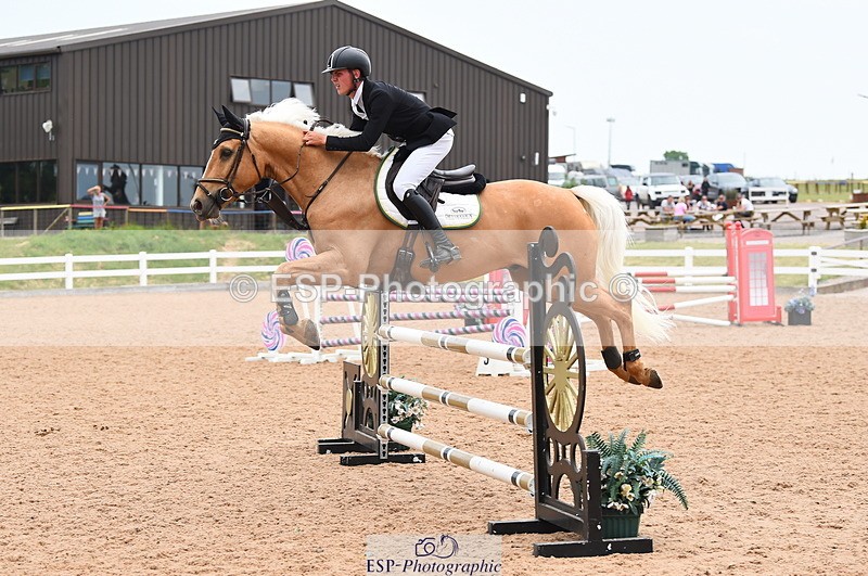 230610A-115350-03138 - Cls 24 95cm Amateur Qualifier