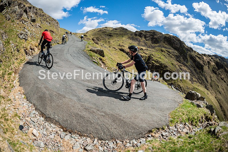 143213 - Hardknott Hairpin 14.00 - 15.00