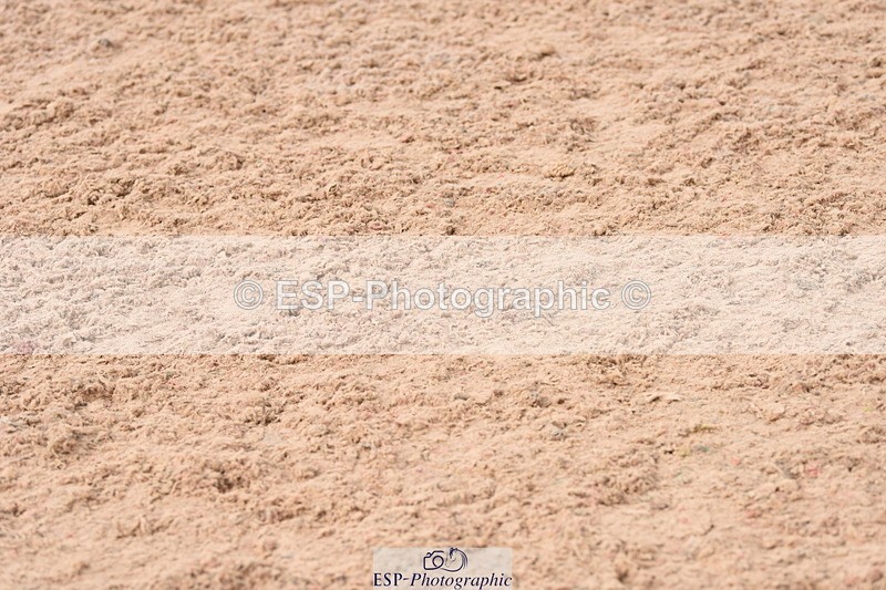 230902A-112432-00582 - Cls 8 1.05m Amateur Quali