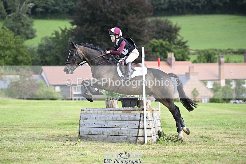 240825X-112355-32496 - 70cm XC 11.00 to 12.00