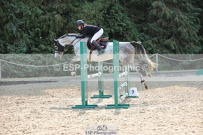 250816A-104512-00832 - Cls 3 Snr British Novice