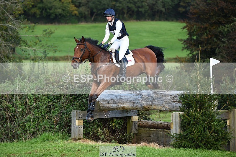231022-144904-30269 - 327-ENSOR.VAN.HET.HELLEHOF-Francesca.Swallow-XC