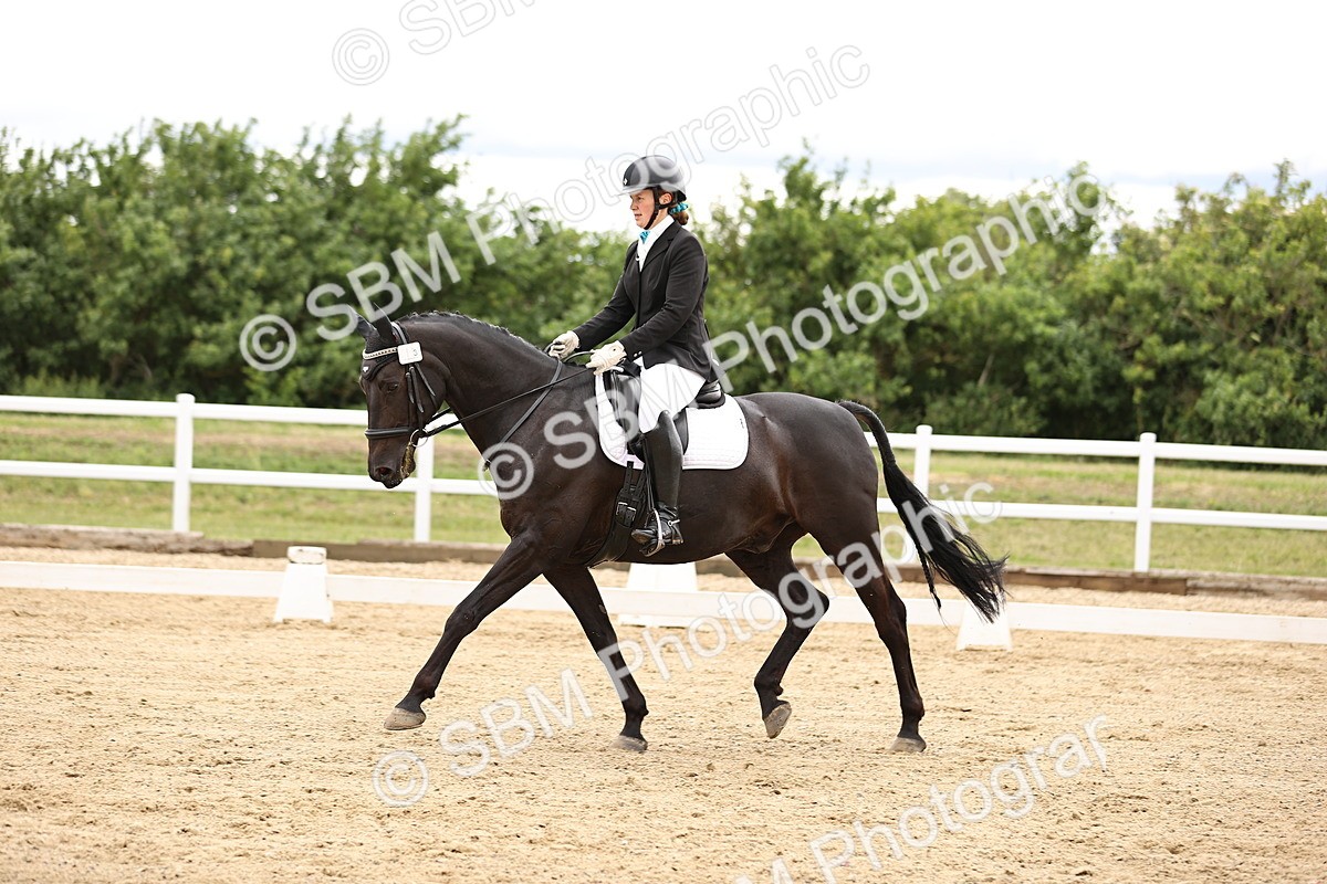 SBM_002039 - Class 2 - Novice 4 - 10.36-11.39