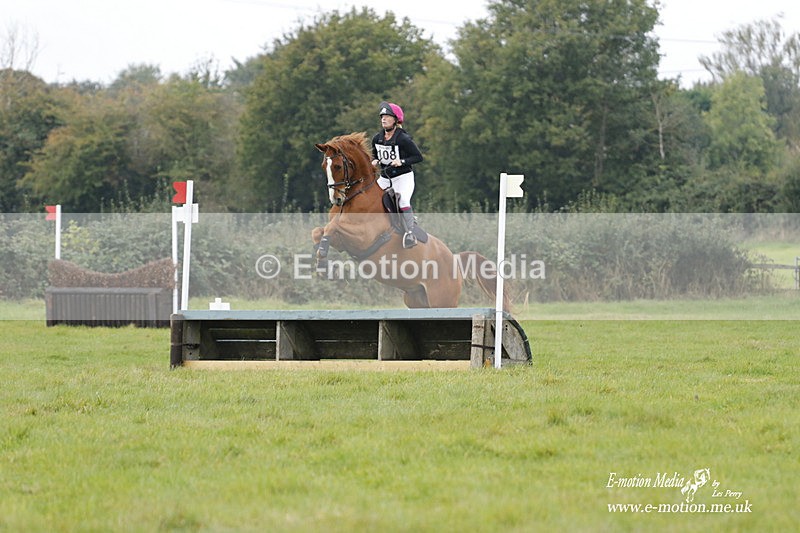  WWHT 171021 2059 - Novice Pairs (0.80m)  17/10/21