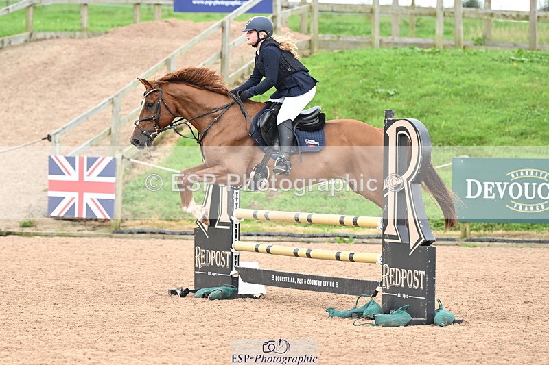 240908A-131227-03945 - Cls 15 U21 Intro 90cm-1.00m  Team Comp