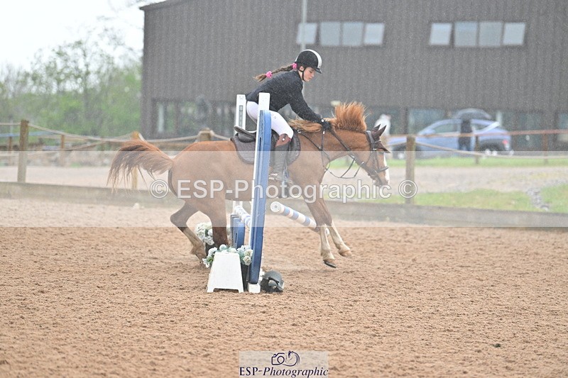 240505A-110807-04761 - Cls 3  Pony Discovery & 90cm Open