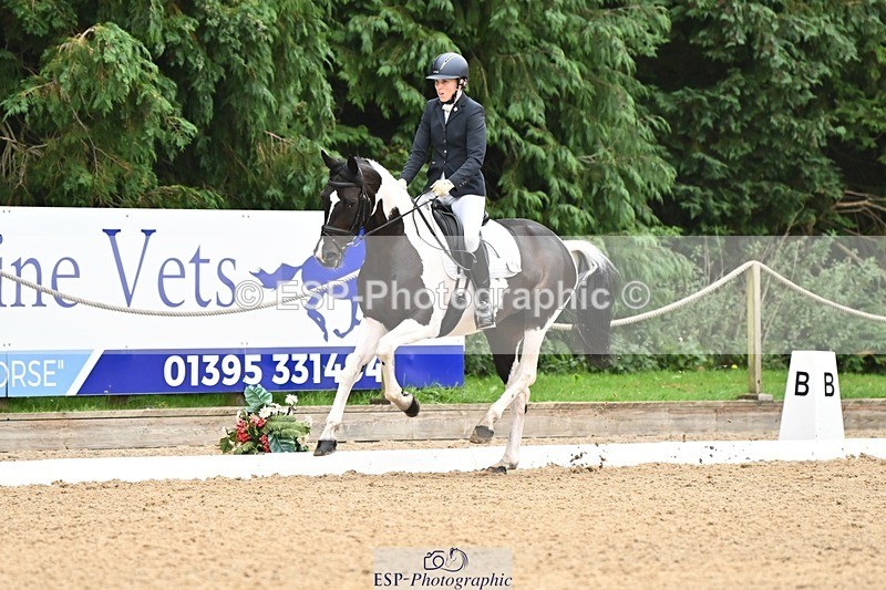 240811-111924-05143 - 189-Emma.Jenkinson-Fleur.C