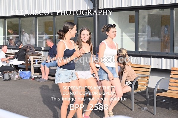 BPP_2588 - CANDIDS