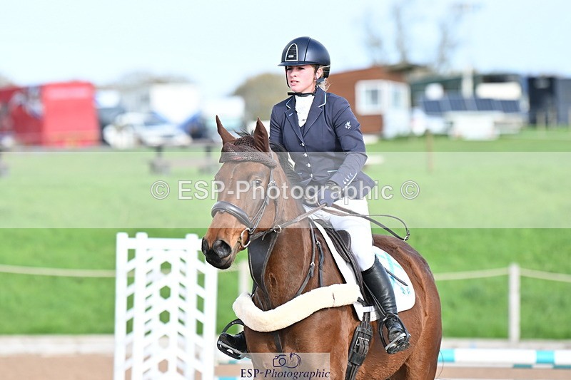 231029A-111031-02908 - 80cm Club and Schools