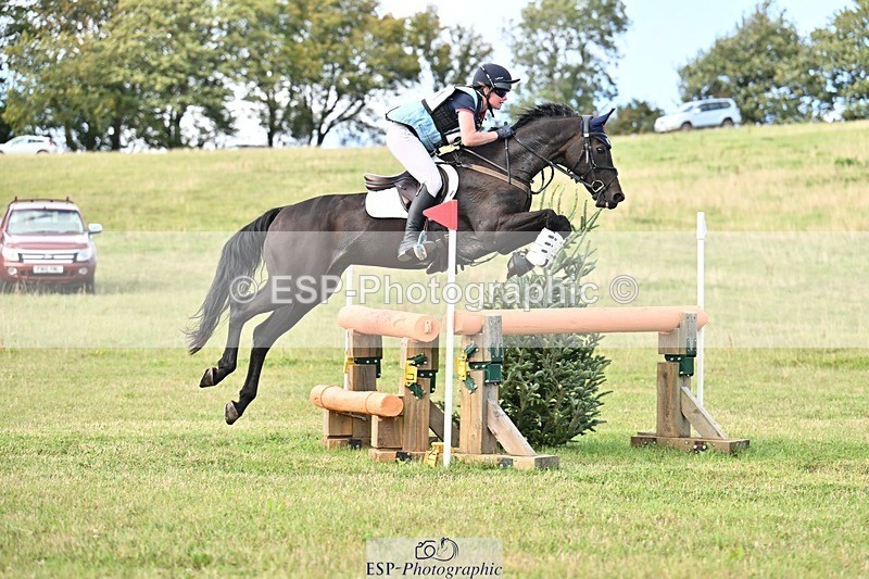 250831-172741-01225 - R-861-Carys.Thomas