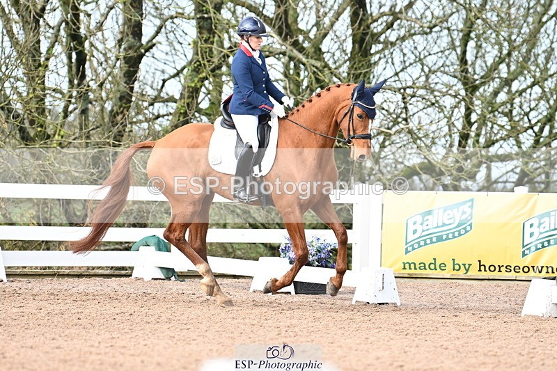 240218A-123920-07046 - 208-Charlotte.Dicker-Catherston.Zahara