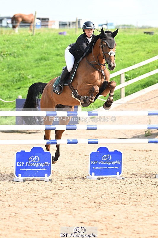 240801A-111738-01333 - Cls 2 Foxhunter