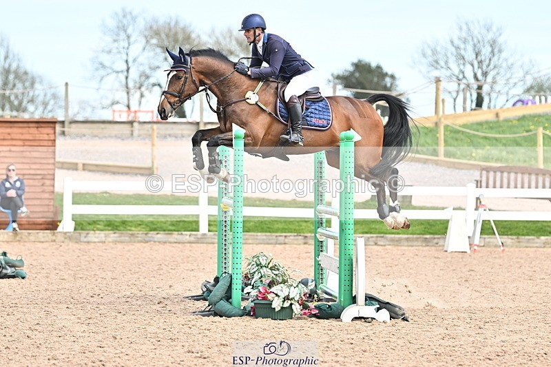 240418A-150409-03907 - Cls 17, 1 Star Silver Tour 1.20m