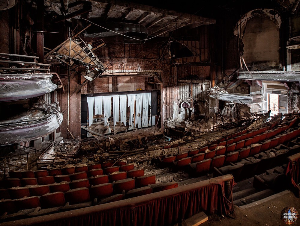 The Abandoned RKO Proctor's Palace Theatre in Newark, NJ