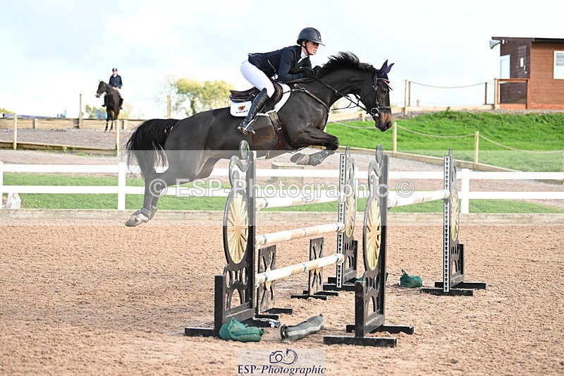 241023A-153640-01236 - Cls 5 Foxhunter and 1.20m Open
