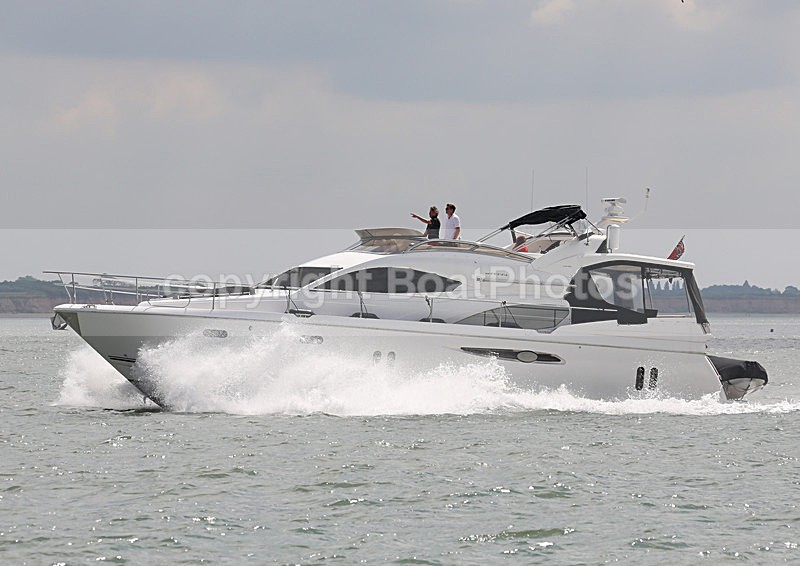 140614 AUBEAR PEARL WT7A9573 - Flybridge Cruisers
