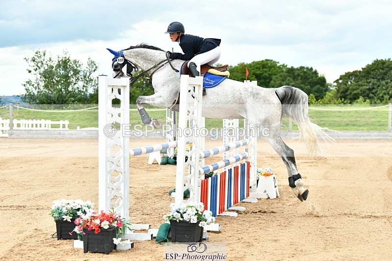 230720A-132803-03032 - Cls 37, Amateur 1.05m