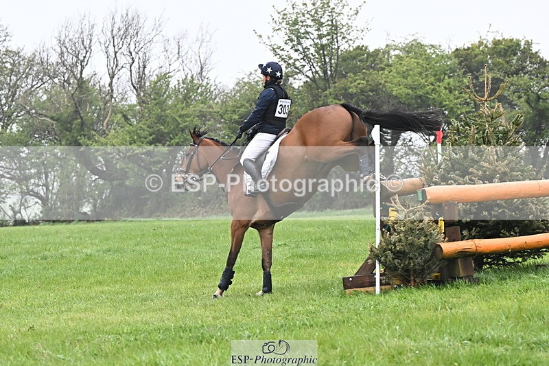 250418-155912-07010 - 356-Thomas.Hawke-FIREBALL.III