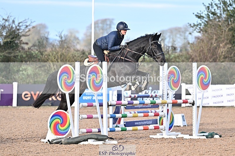 251126-093144-00036 - Cls 0 + 1, Clear Round, British Novice and 90cm