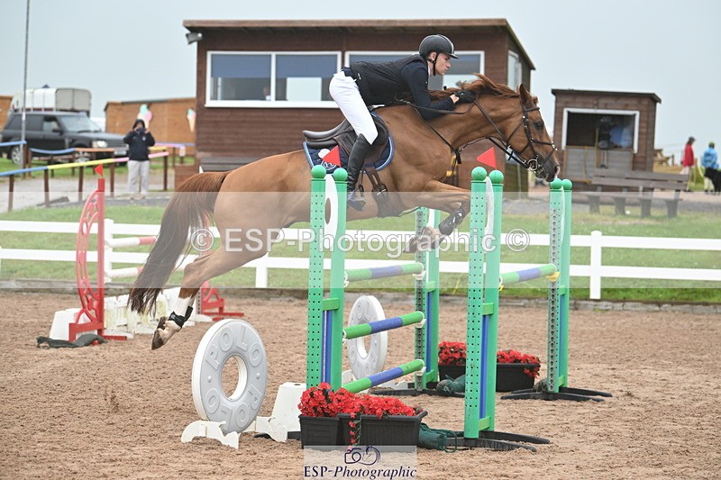 240720A-114014-14541 - Cls 11, 1 Star Bronze Tour 1.15m