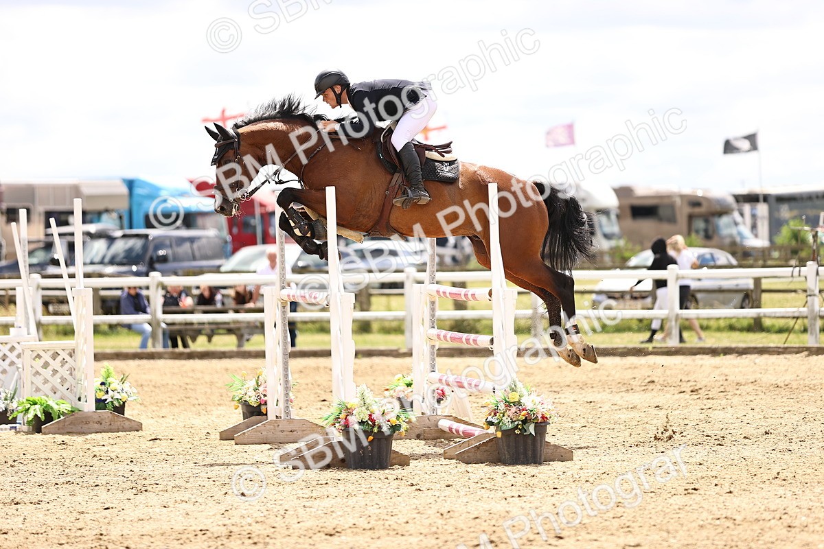 SBM_003726 - Class 22 - Senior Foxhunter 1.20m