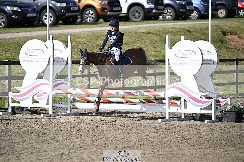 240823X-100412-15033 - 60cm R2 9.30 to 11.00