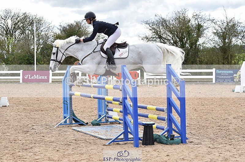 240403A-154036-01018 - Cls 5 Foxhunter and 1.20m Open