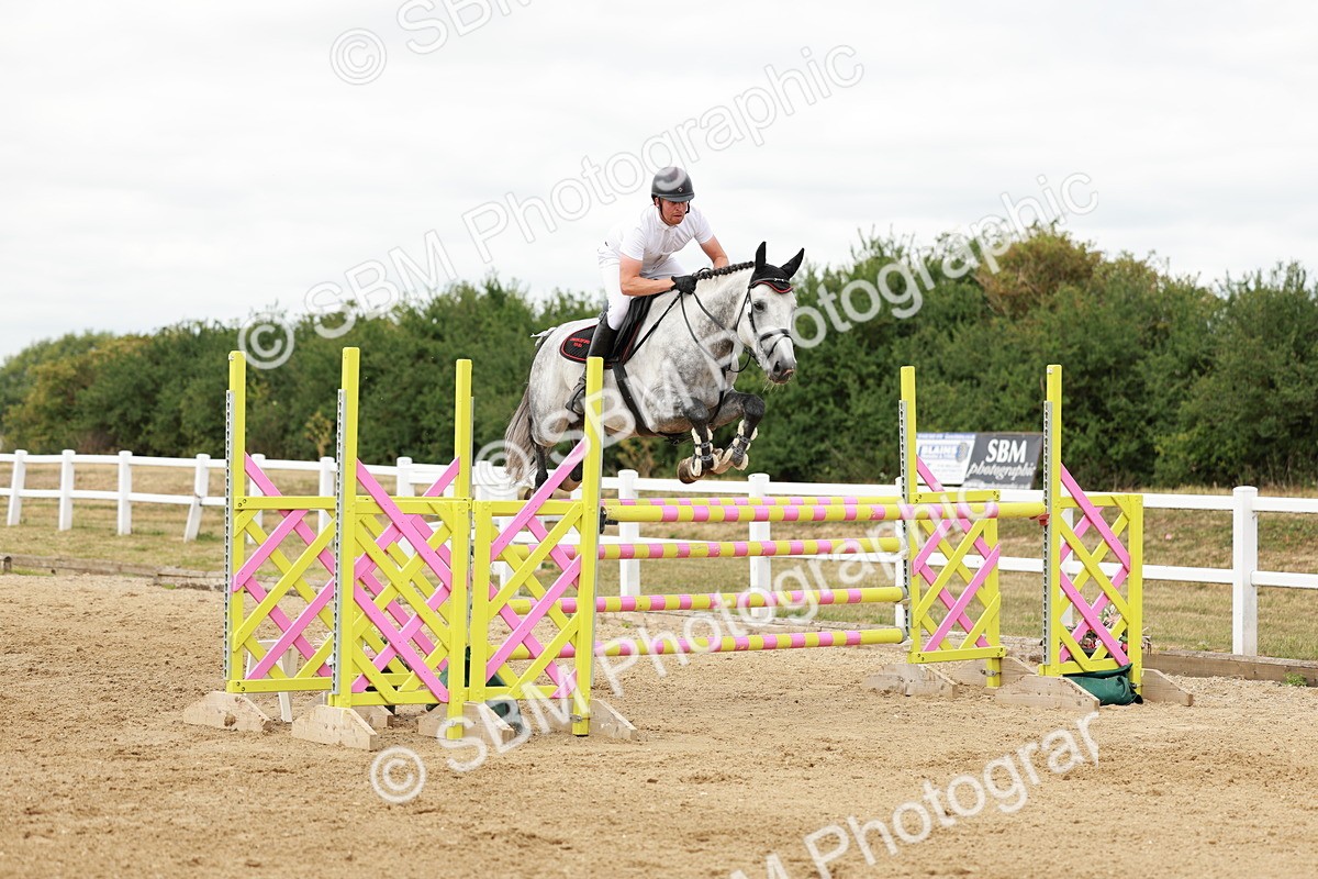 SBM_019014 - Class 21 - Senior Newcomers Championship 2d Rd