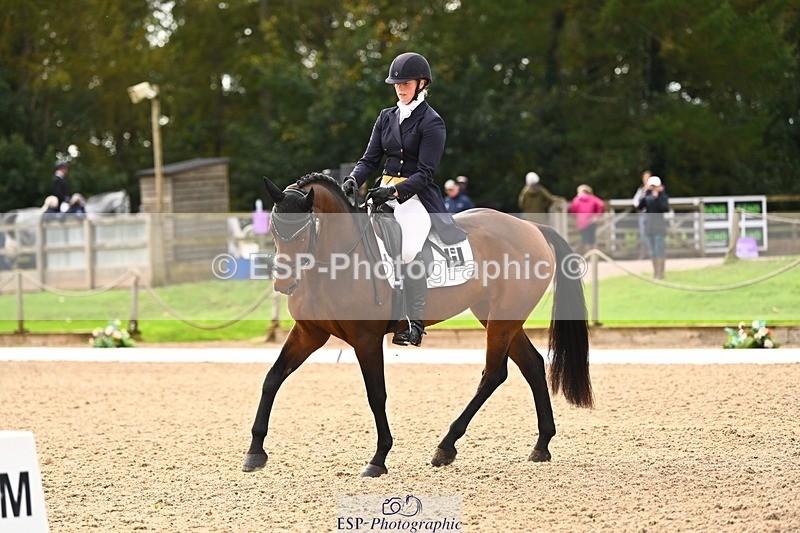 231021-140019-17758 - 352-GREANNANSTOWN.QUARRYMAN.GIRL-Grace.Taylor-DR