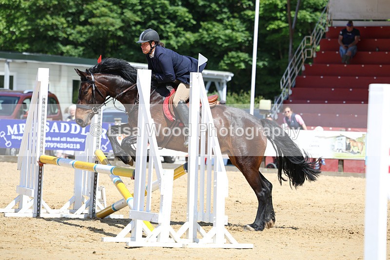 3E7A9794 - Class 8: Senior 80cm