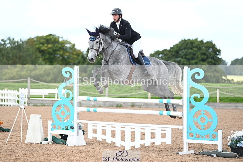 240912A-105054-00423 - Cls 2 Snr Newcomers