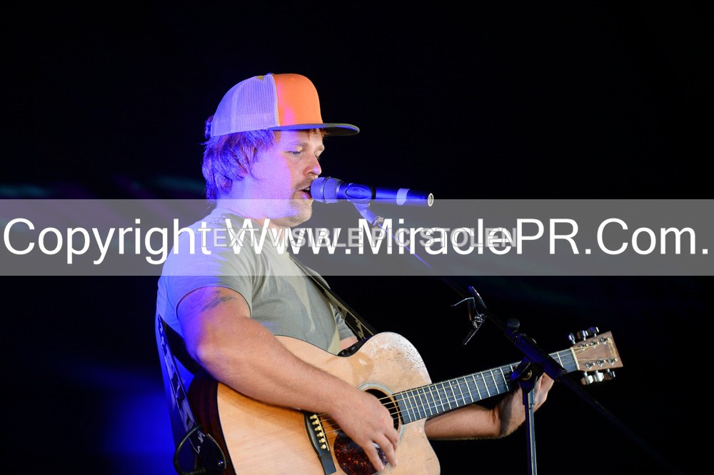 MSF_5461 - Sing it like Sheeran.