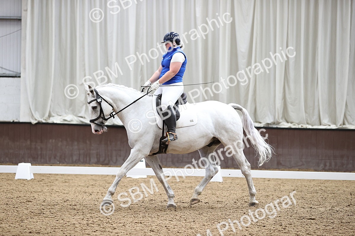 SBM_001914 - Novice 4 - 11.15-13.22