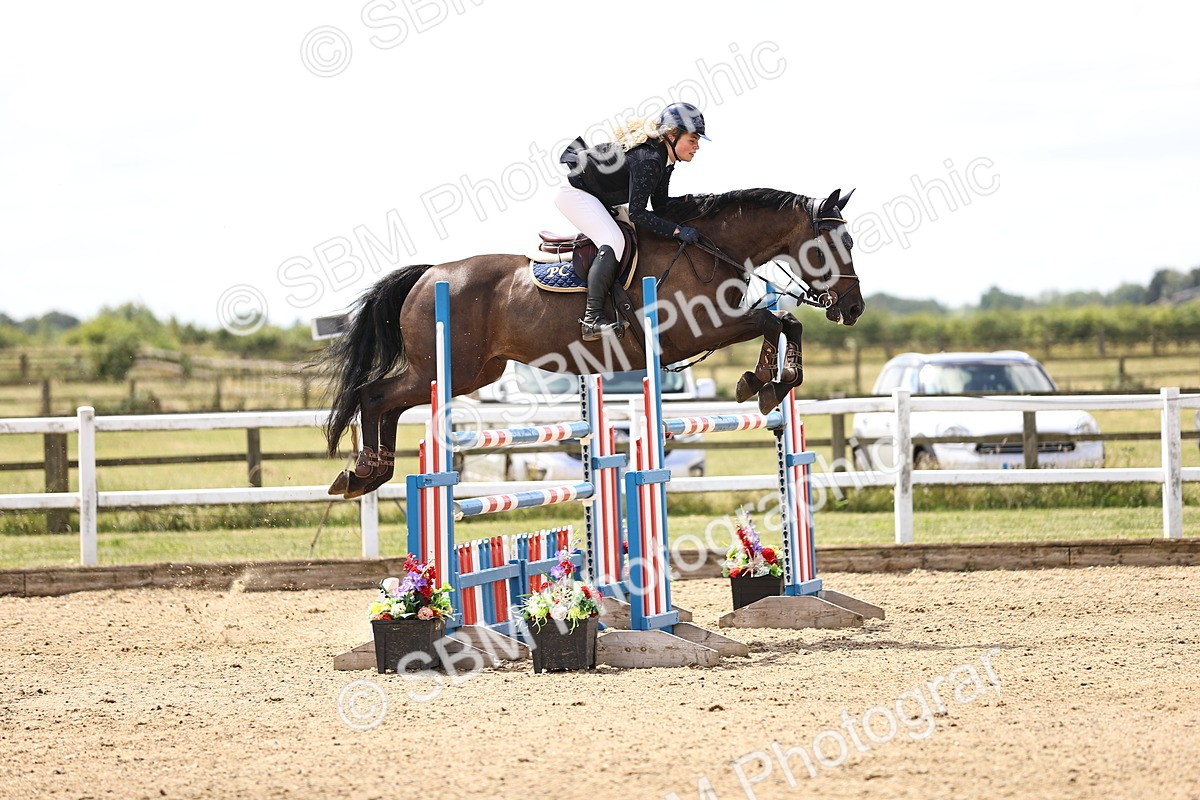 SBM_003554 - Class 22 - Senior Foxhunter 1.20m