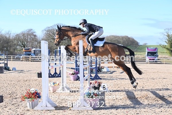 BPP_3732 - CLASS 8 Senior Newcomers/ 1.10m Open