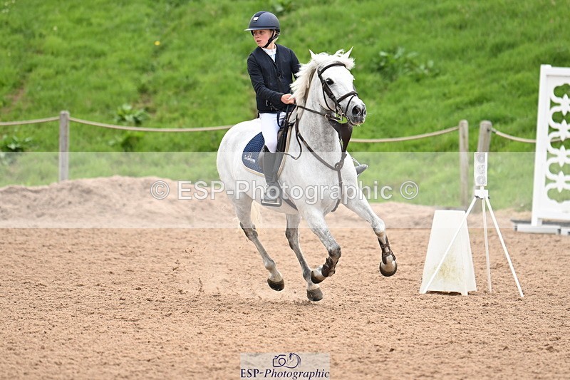 240630A-132301-13670 - Cls 25 HOYS 138cm Qualifier