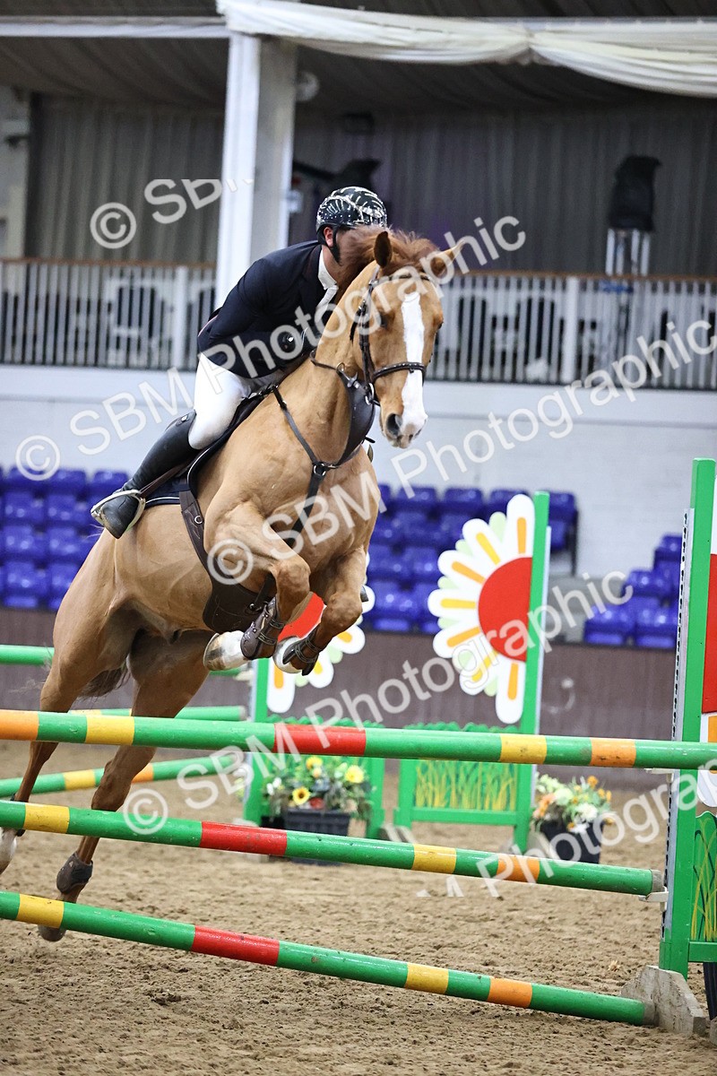 SBM_2249 - Class 8 - Nupafeed Supplements Senior Discovery/ 1m Open