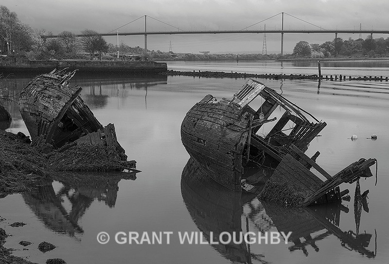 bowling_boats_BW_IMG_0005 - The beauty of decay