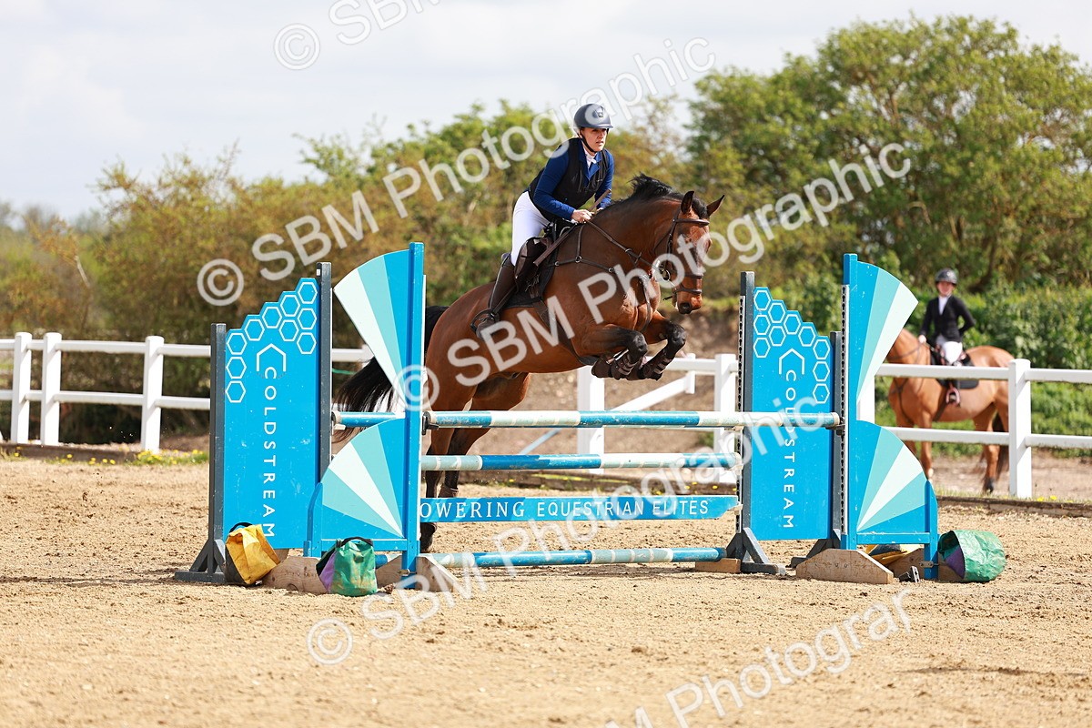 SBM_002210 - Class 9 - Senior Discovery - 1.00m